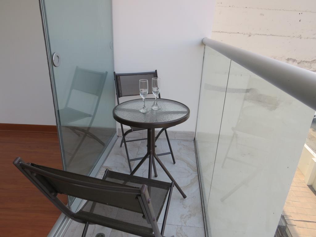 Spacious Apartment in Miraflores Lima Habitación foto